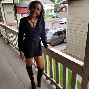 Meet your Posher, Chrissy